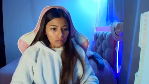 khloe sweet online show from 04/18/26, 11:58