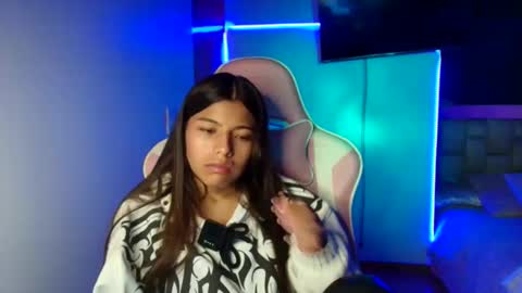 Snapshot of _khloe_sweet chatting on 05/05/26, 07:00 khloe sweet online show from 05/05/26, 07:00