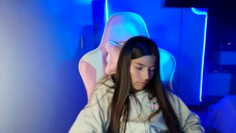 Snapshot of _khloe_sweet chatting on 05/27/26, 11:24 khloe sweet online show from 05/27/26, 11:24