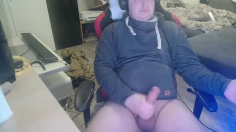 Snapshot of _kitsu_ chatting on 02/10/25, 03:53 _kitsu_ online show from 02/10/25, 03:53