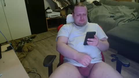 Snapshot of _kitsu_ chatting on 11/01/25, 05:53 _kitsu_ online show from 11/01/25, 05:53