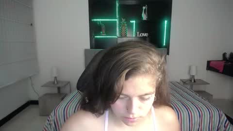 _kitten_1 online show from 01/04/25, 03:17