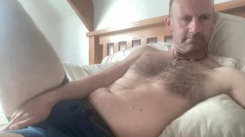 Kiwi online show from 11/21/25, 10:19