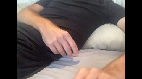 Kiwi online show from 04/10/26, 12:38