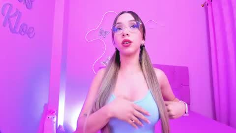 Snapshot of _kloejonnes_ chatting on 07/20/26, 03:47 Kloe Jonnes online show from 07/20/26, 03:47