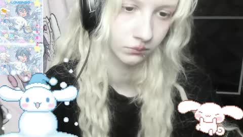  kuro  online show from 02/15/25, 06:23