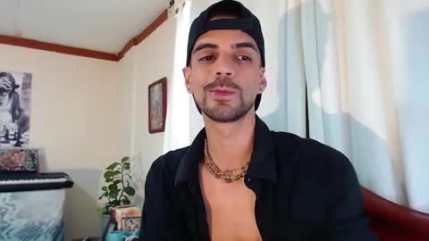 Snapshot of _kurt420 chatting on 04/23/26, 10:34 KURT online show from 04/23/26, 10:34