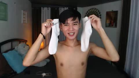 Kylie online show from 03/07/25, 05:06