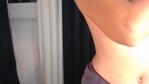 Kylie online show from 10/27/25, 10:08