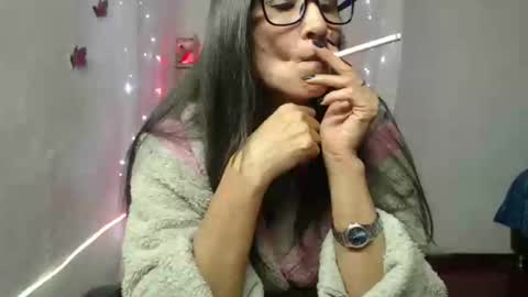 SANDRA online show from 11/22/25, 04:22