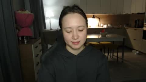 Snapshot of _lalune_ chatting on 02/18/26, 02:46 _lalune_ online show from 02/18/26, 02:46