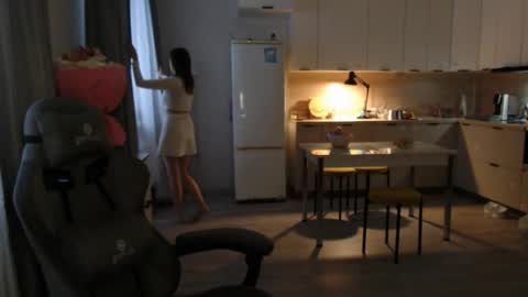 Snapshot of _lalune_ chatting on 02/27/26, 01:22 _lalune_ online show from 02/27/26, 01:22