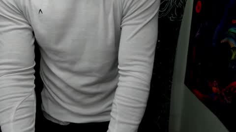 Layne online show from 12/19/24, 07:07