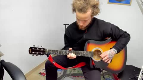 Layne online show from 12/22/25, 09:56