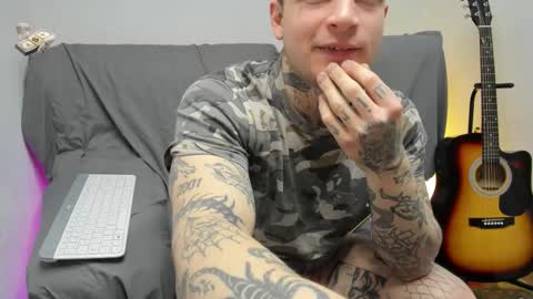 Layne online show from 02/08/26, 07:56