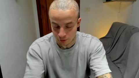 Layne online show from 05/11/26, 01:50