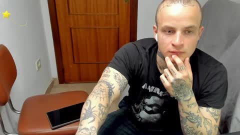 Layne online show from 05/17/26, 08:16