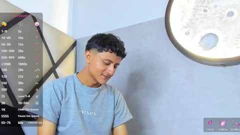 _leohot_ online show from 09/23/25, 03:42