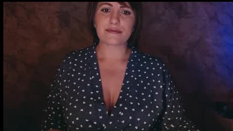 Snapshot of _letty_ chatting on 10/12/25, 12:31 Letty online show from 10/12/25, 12:31