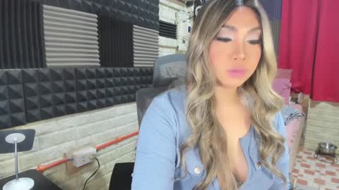 lexie online show from 01/07/25, 03:14