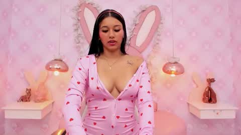  Lia Swan  online show from 11/21/25, 04:22