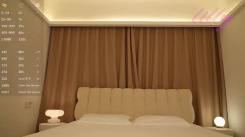 _lillilly_ online show from 01/13/26, 05:24