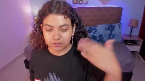 Liily online show from 12/02/25, 08:04