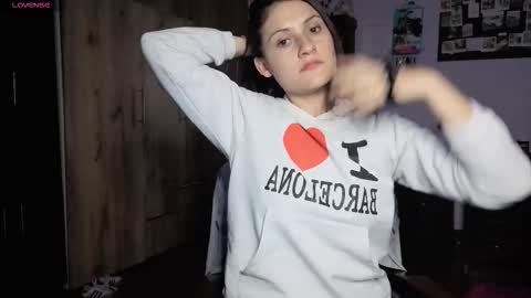 Lindasy online show from 02/17/26, 05:15