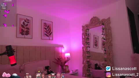 Lissana online show from 02/28/25, 10:28