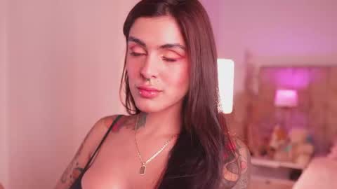 Lissana online show from 11/20/25, 11:04