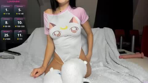 Snapshot of _little_minxxx_ chatting on 10/25/25, 09:53 Julia online show from 10/25/25, 09:53