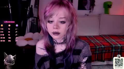 Lolly online show from 10/31/25, 10:49