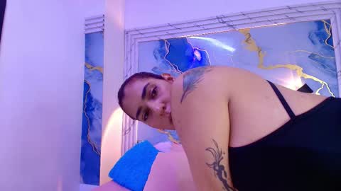 Lorrayne online show from 11/05/25, 12:05