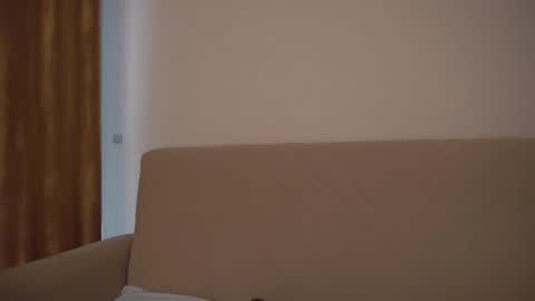 Snapshot of _lovelyen chatting on 10/27/25, 04:16 Alice online show from 10/27/25, 04:16