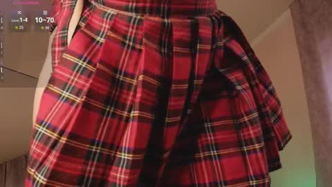 _lucieangel online show from 04/18/26, 01:15