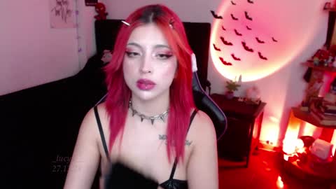 Queen.  Help me reach 100 thumbs up  online show from 12/27/24, 10:26