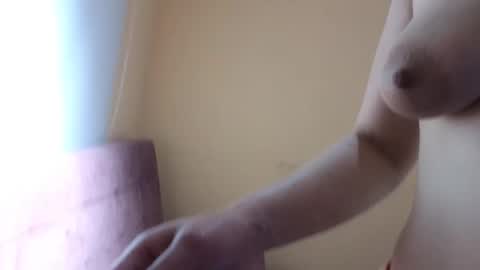  luisa smith online show from 10/24/25, 04:09