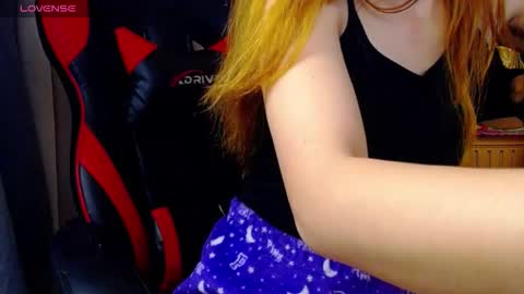 _luna10 online show from 04/15/26, 02:18