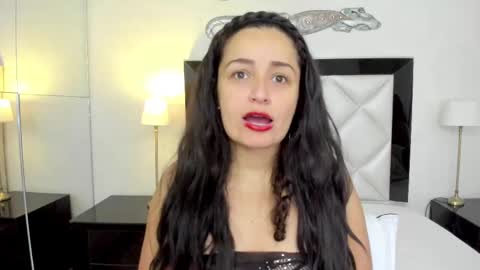  luna  sweet  online show from 02/17/25, 03:36