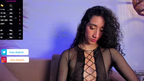 Snapshot of _luna_dupont_ chatting on 12/23/24, 03:23 Luna online show from 12/23/24, 03:23