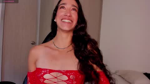 Snapshot of _luna_dupont_ chatting on 10/28/25, 01:36 Luna online show from 10/28/25, 01:36