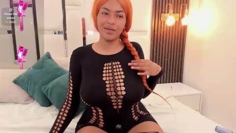 Snapshot of _luna_rossee_ chatting on 02/07/26, 01:59 _luna_rossee_ online show from 02/07/26, 01:59