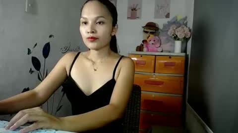 Snapshot of _m1ssj3n chatting on 04/24/26, 09:45 _m1ssj3n online show from 04/24/26, 09:45