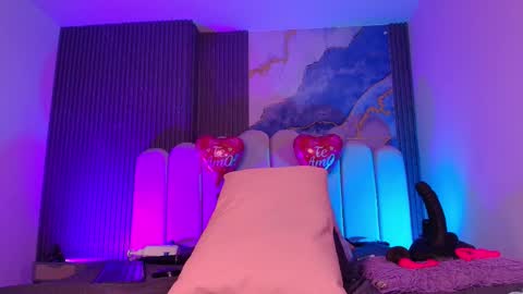 Maddy online show from 02/17/26, 12:01