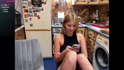 _magic_kis online show from 11/26/25, 06:58