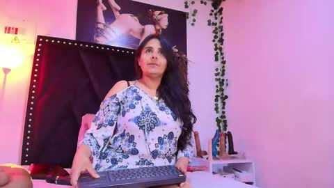 _marcela__ online show from 02/26/26, 12:26