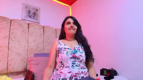_marcela__ online show from 04/24/26, 11:23