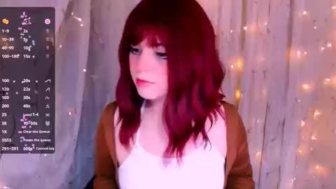 Kira online show from 10/21/25, 08:37