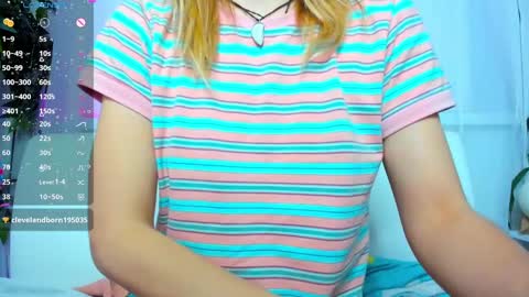 Scarlett online show from 02/21/25, 05:24