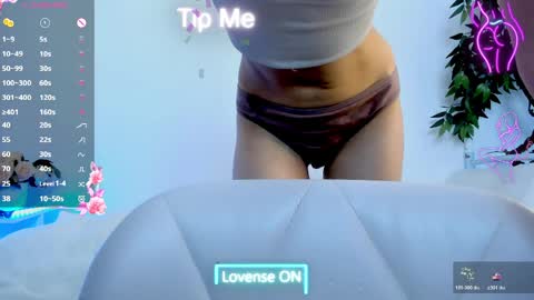 Scarlett online show from 04/01/26, 01:41